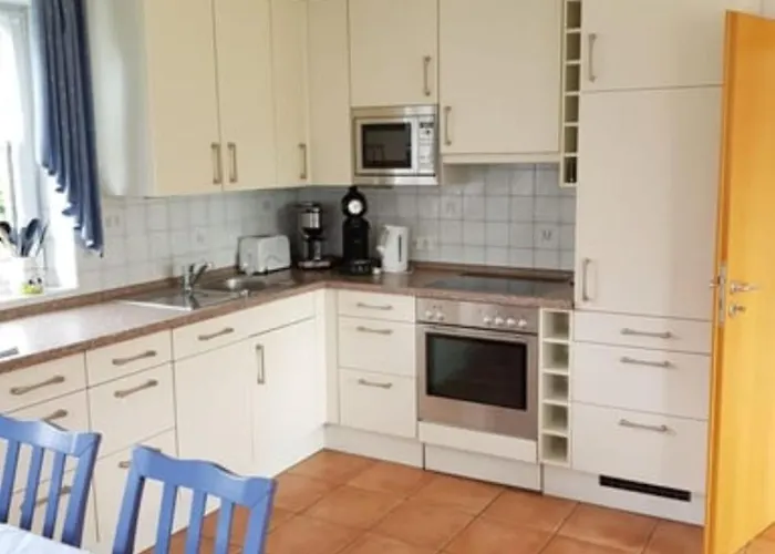 Haus Kiki 度假居 *