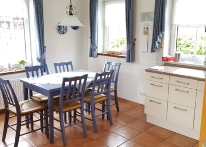 Haus Kiki 度假居 多努姆